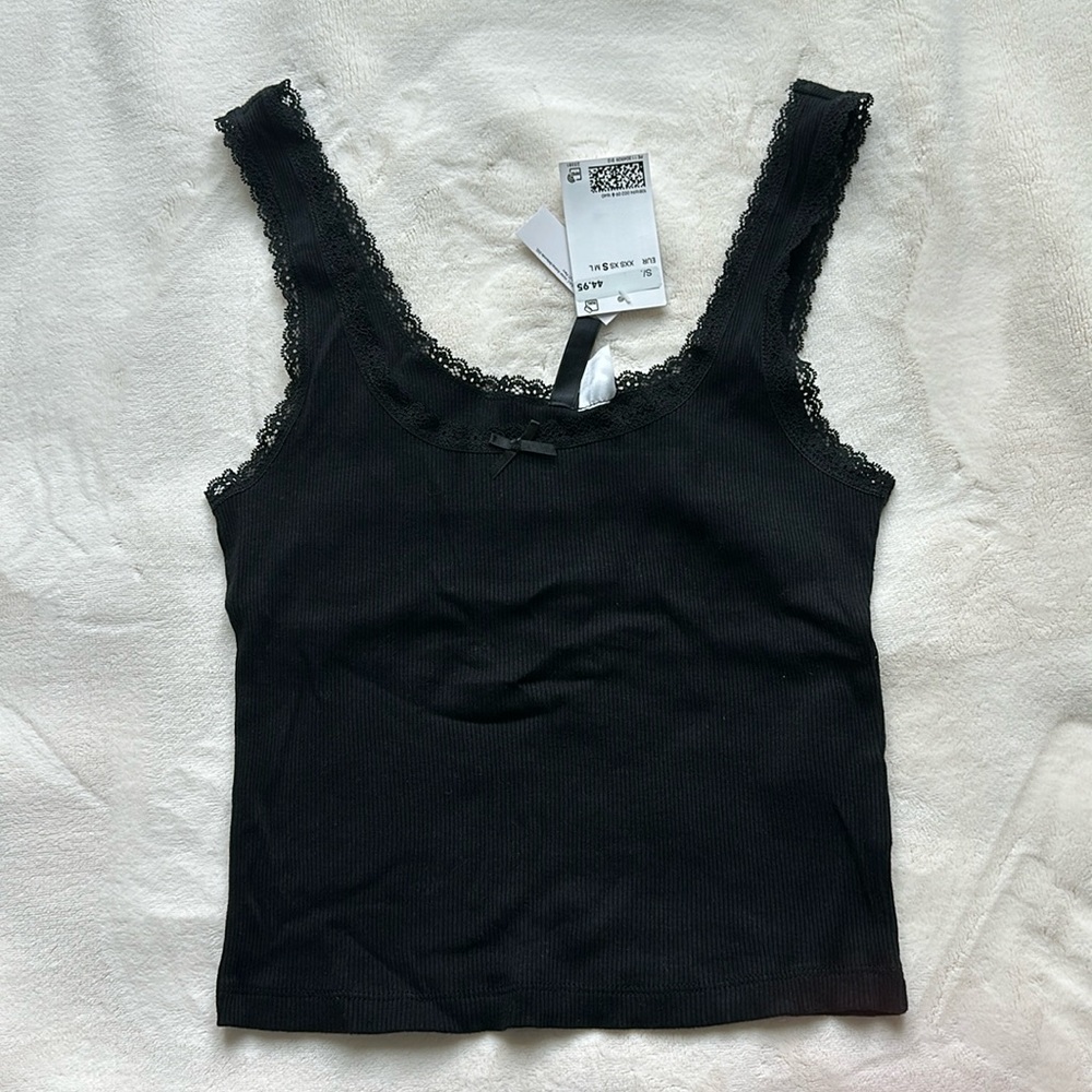 Women’s lace tank top brand new